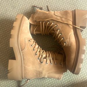 Ash Combat Boot